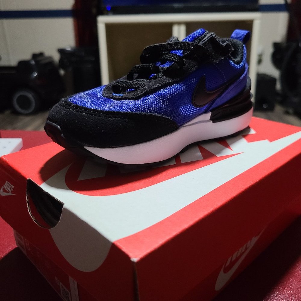 Nike waffle one